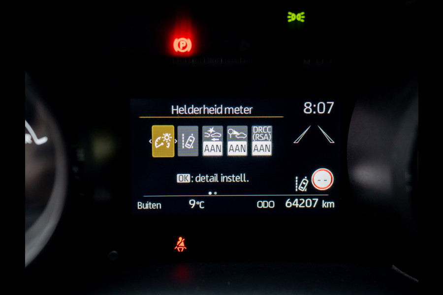 Toyota Yaris 1.5 Hybrid Executive | Bi-Tone | 17'' | Stoelverw. | Apple Carplay/ Android Auto | Prijs Rijklaar!!