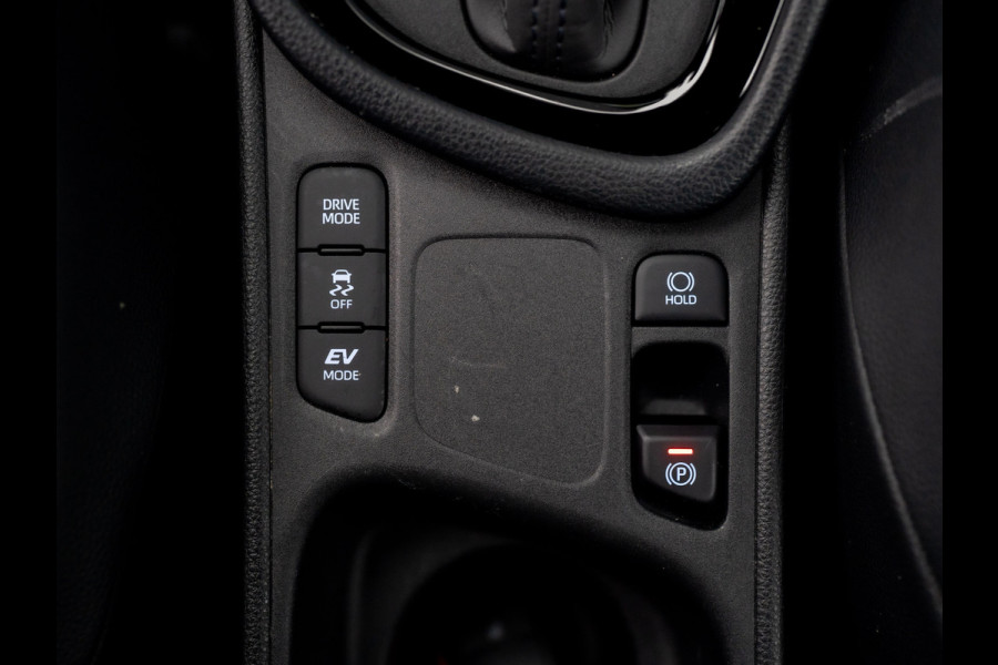 Toyota Yaris 1.5 Hybrid Executive | Bi-Tone | 17'' | Stoelverw. | Apple Carplay/ Android Auto | Prijs Rijklaar!!