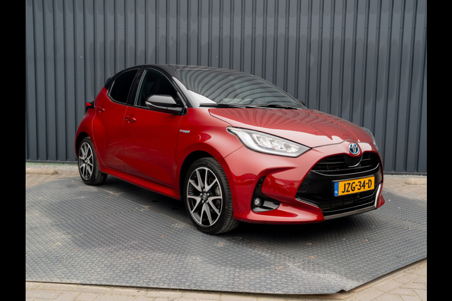 Toyota Yaris 1.5 Hybrid Executive | Bi-Tone | 17'' | Stoelverw. | Apple Carplay/ Android Auto | Prijs Rijklaar!!