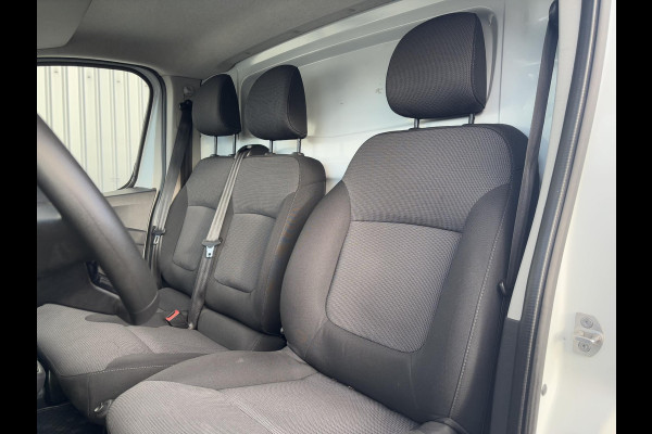 Renault Trafic 2.0 dCi 110 T30 L2H1*A/C*CRUISE*NAV*HAAK*3PERS*TEL