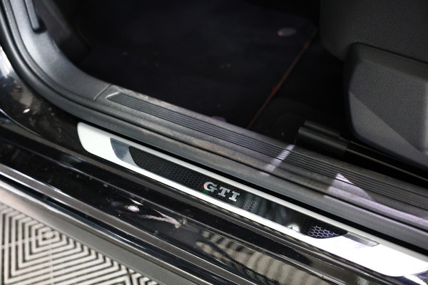 Volkswagen Polo 2.0 TSI GTI VIRTUAL 22.000 km PANO CARPLAY ACC STOELVW '20