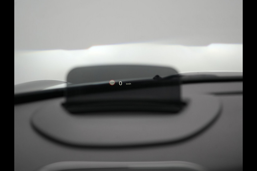 MINI Cooper Electric Yours 33 kWh 184pk | Panodak | Head Up | Harman / Kardon | Camera | Lederen Sportstoelen Verwarmd | Keyless | Apple Carplay | Cruise Control | LED Koplampen | Virtual | Navigatie | DAB |