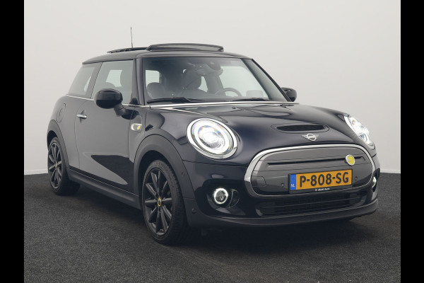 MINI Cooper Electric Yours 33 kWh 184pk | Panodak | Head Up | Harman / Kardon | Camera | Lederen Sportstoelen Verwarmd | Keyless | Apple Carplay | Cruise Control | LED Koplampen | Virtual | Navigatie | DAB |
