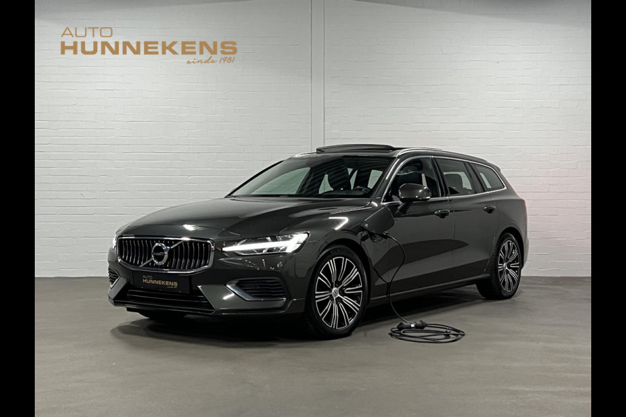 Volvo V60 2.0 T6 Recharge AWD Inscription Open dak | Stuur-/stoelverwarming | Achteruitrij camera | Harman Kardon | Cruise control | Carplay