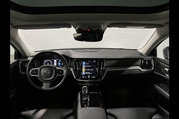 Volvo V60 2.0 T6 Recharge AWD Inscription Open dak | Stuur-/stoelverwarming | Achteruitrij camera | Harman Kardon | Cruise control | Carplay
