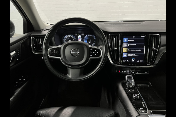 Volvo V60 2.0 T6 Recharge AWD Inscription Open dak | Stuur-/stoelverwarming | Achteruitrij camera | Harman Kardon | Cruise control | Carplay