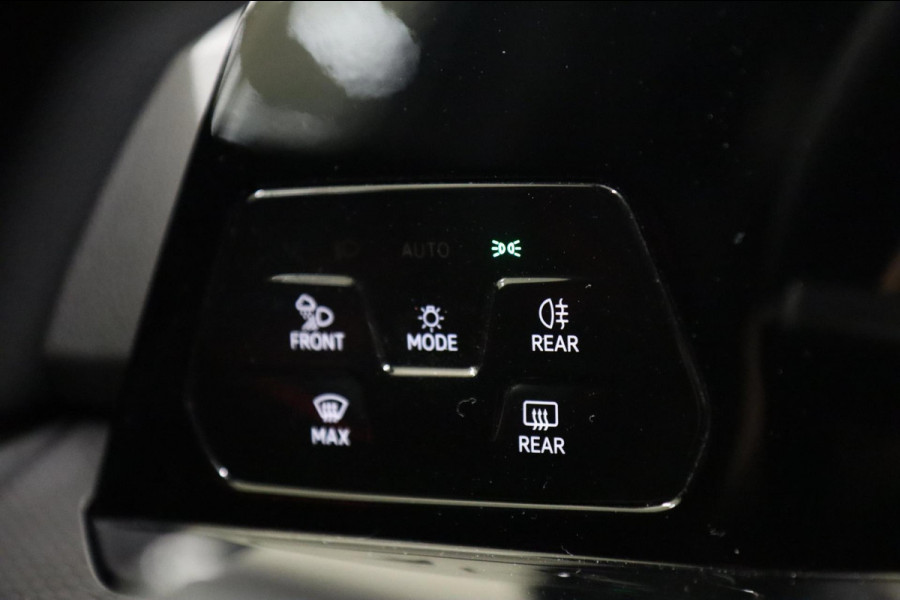 Volkswagen Golf 2.0 TSI GTI CLUBSPORT /PANO/ACC/CAM/CARPLAY/IQ-LIGHT/VOLL