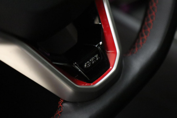 Volkswagen Golf 2.0 TSI GTI CLUBSPORT /PANO/ACC/CAM/CARPLAY/IQ-LIGHT/VOLL