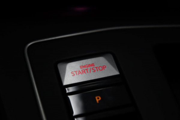 Volkswagen Golf 2.0 TSI GTI CLUBSPORT /PANO/ACC/CAM/CARPLAY/IQ-LIGHT/VOLL