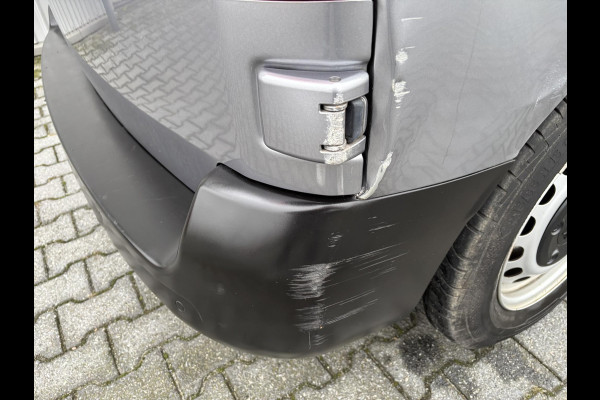 Peugeot Expert 2.0 BlueHDI 145*CARPLAY*DAB*A/C*CRUISE*NAVI*CAMERA