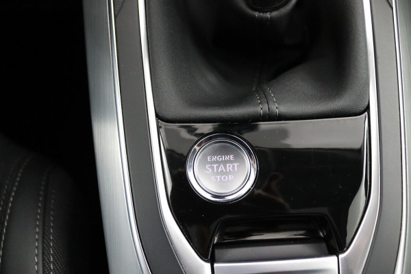 Peugeot 308 SW 1.2 *130PK*ECC*CRUISE*CAM*HAAK*CARPLAY*PANO*