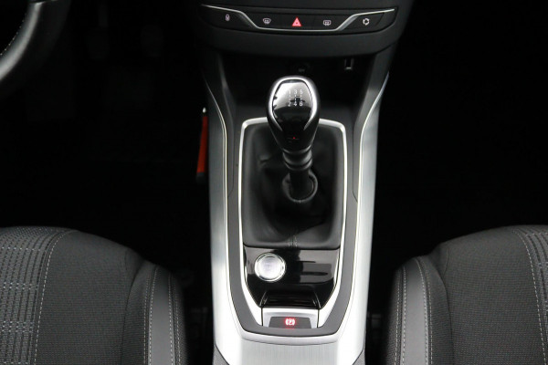 Peugeot 308 SW 1.2 *130PK*ECC*CRUISE*CAM*HAAK*CARPLAY*PANO*