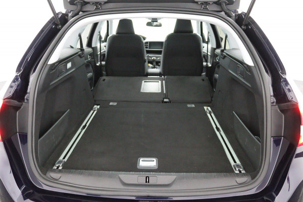 Peugeot 308 SW 1.2 *130PK*ECC*CRUISE*CAM*HAAK*CARPLAY*PANO*