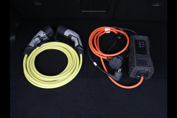 Opel Grandland X 1.6 Turbo Hybrid Elegance | Stoelventilatie | Leder | Trekhaak | 360 Camera | Carplay | Stoelverwarming | Navigatie | Full LED | Cruise control | Bluetooth | Climate control | PHEV | Plug In