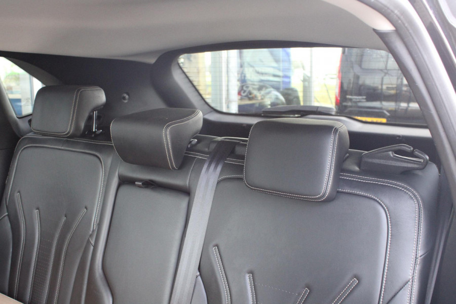 Ford Kuga 2.5 PHEV Vignale | Winterpack | Adaptive Cruise Control | Trekhaak | Climate Control | Camera | Navigatie |