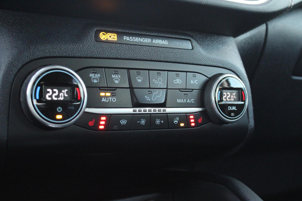 Ford Kuga 2.5 PHEV Vignale | Winterpack | Adaptive Cruise Control | Trekhaak | Climate Control | Camera | Navigatie |