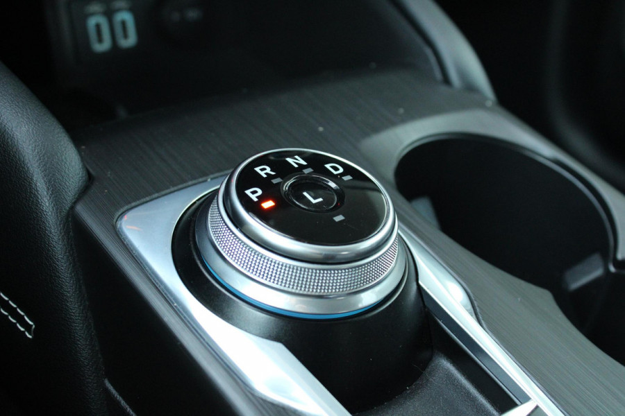 Ford Kuga 2.5 PHEV Vignale | Winterpack | Adaptive Cruise Control | Trekhaak | Climate Control | Camera | Navigatie |