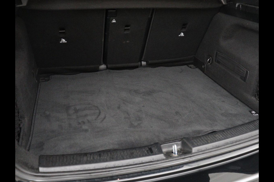 Mercedes-Benz B-Klasse 250e Urban | Leder | Stoelverwarming | Sfeerverlichting | Camera | Park Assist | Navigatie | Full LED | Widescreen | DAB | Cruise control | Bluetooth | Climate control | PHEV | Plug In