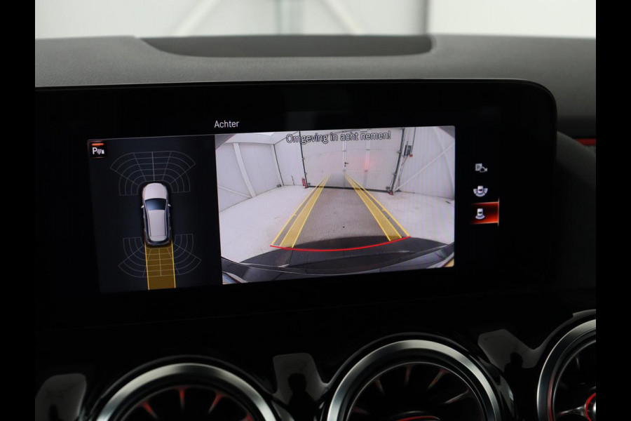 Mercedes-Benz B-Klasse 250e Urban | Leder | Stoelverwarming | Sfeerverlichting | Camera | Park Assist | Navigatie | Full LED | Widescreen | DAB | Cruise control | Bluetooth | Climate control | PHEV | Plug In