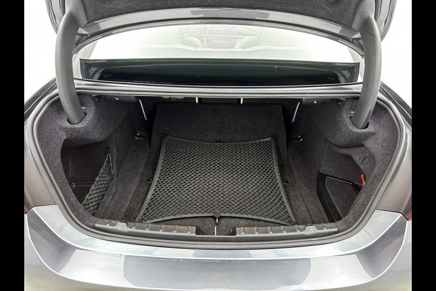 BMW 4 Serie Coupé 420i High Executive M-Sport(NL-Auto, Dealer OndrH, Dakraam, Trekhaak, Navi Pro, StoelV, Leder, Sportstoel, Etc)