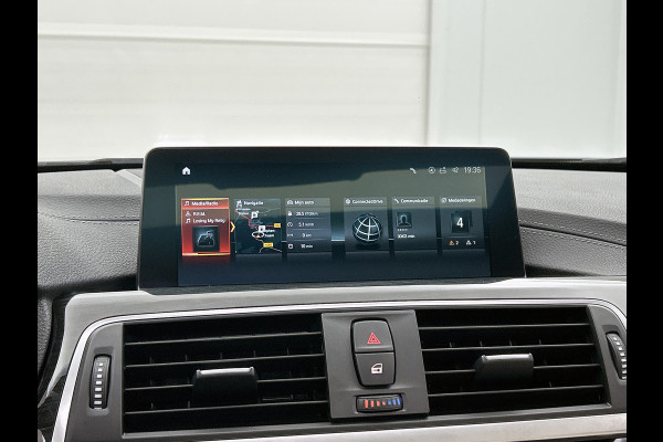 BMW 4 Serie Coupé 420i High Executive M-Sport(NL-Auto, Dealer OndrH, Dakraam, Trekhaak, Navi Pro, StoelV, Leder, Sportstoel, Etc)