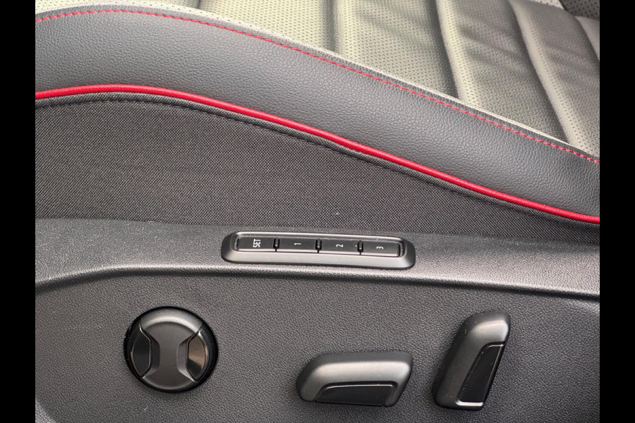 Volkswagen Golf 2.0 TSI Clubsport 45 Editie Akra/Leer/Pano/H&K