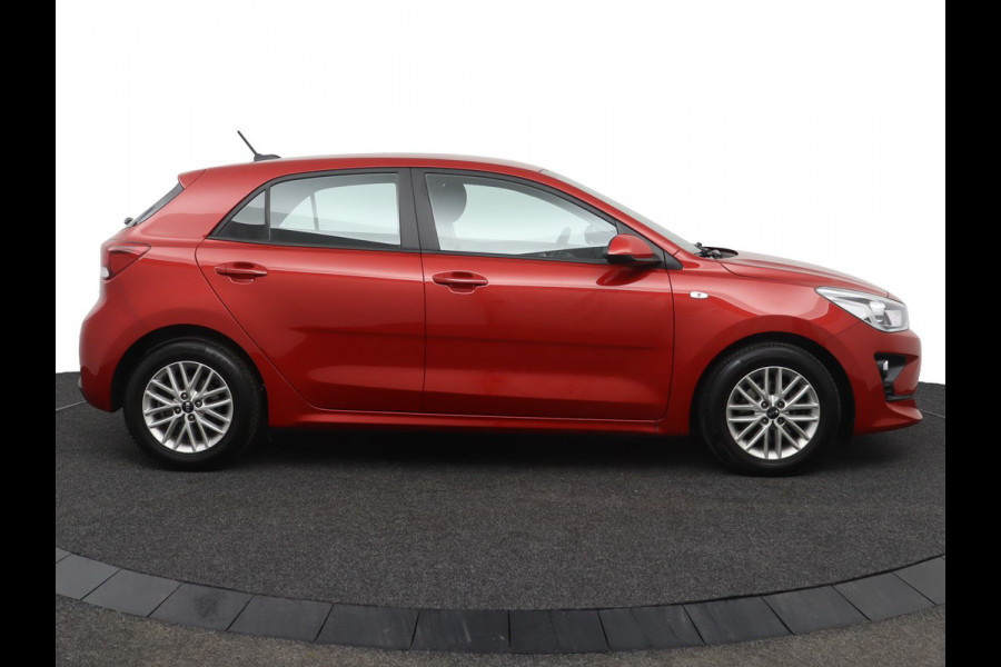 Kia Rio 1.0 T-GDi MHEV DynamicLine - Apple CarPlay/Android Auto - Cruise Control - Climate Control - Camera - Dealer onderhouden - Fabrieksgarantie tot 05-2028