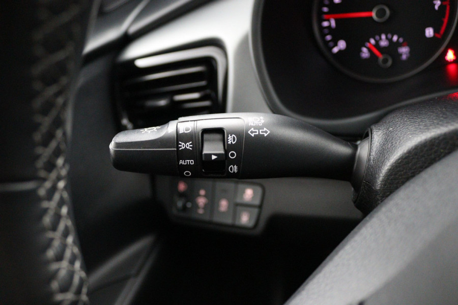 Kia Rio 1.0 T-GDi MHEV DynamicLine - Apple CarPlay/Android Auto - Cruise Control - Climate Control - Camera - Dealer onderhouden - Fabrieksgarantie tot 05-2028