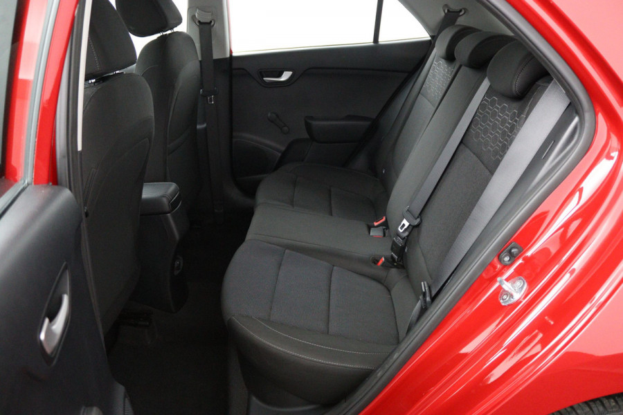 Kia Rio 1.0 T-GDi MHEV DynamicLine - Apple CarPlay/Android Auto - Cruise Control - Climate Control - Camera - Dealer onderhouden - Fabrieksgarantie tot 05-2028