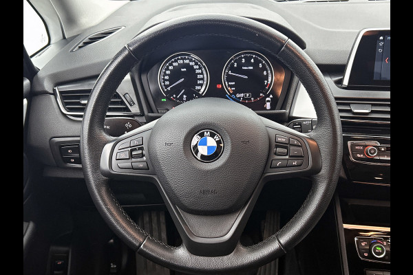 BMW 2 Serie Gran Tourer 218i 7persoons!. Corporate Lease Executive(NL-auto, Dealer OnderH, Navi, Camera, Parkeersensoren, Etc)