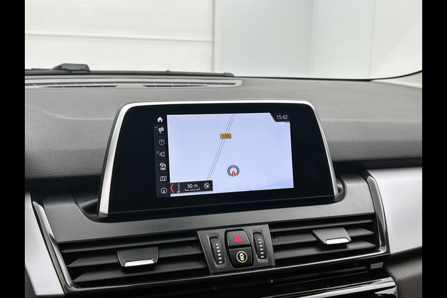 BMW 2 Serie Gran Tourer 218i 7persoons!. Corporate Lease Executive(NL-auto, Dealer OnderH, Navi, Camera, Parkeersensoren, Etc)