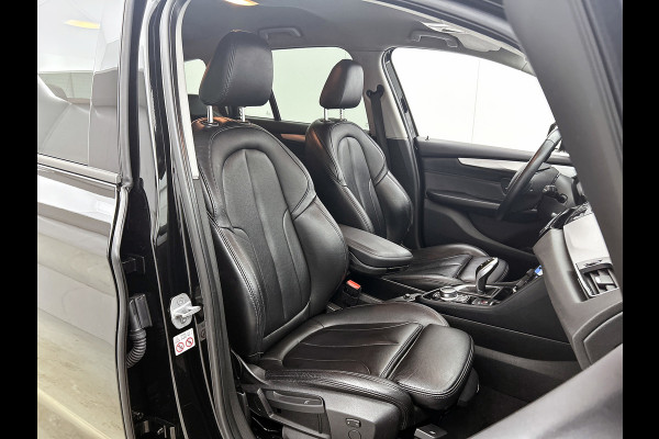 BMW 2 Serie Gran Tourer 218i 7persoons!. Corporate Lease Executive(NL-auto, Dealer OnderH, Navi, Camera, Parkeersensoren, Etc)