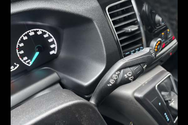 Ford Transit Custom 2.0 TDCI L2H1 DC*AUTOM.*ECC*CRUISE*NAVI*HAAK*CAM*