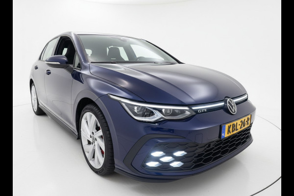 Volkswagen Golf GTE 245PK HYBRID SPORT CAMERA/CARPLAY/NAVI