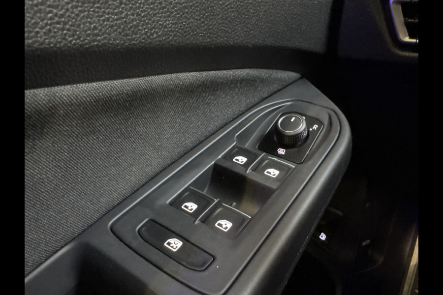 Volkswagen Golf GTE 245PK HYBRID SPORT CAMERA/CARPLAY/NAVI