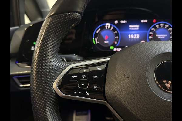 Volkswagen Golf GTE 245PK HYBRID SPORT CAMERA/CARPLAY/NAVI