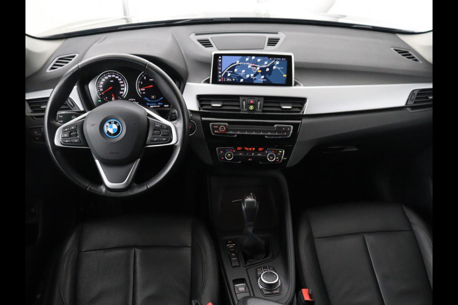 BMW X1 xDrive25e Executive | Leder | Adaptive cruise | Navigatie | 18'' | Full LED | Parkeerhulp | Climate control | Bluetooth | Cruise control | PHEV | Plug In