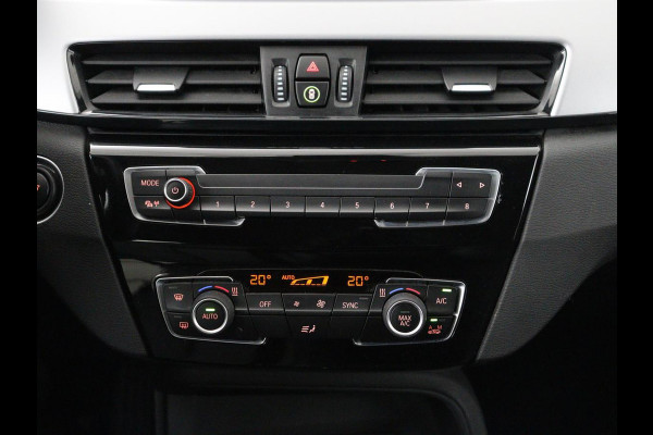 BMW X1 xDrive25e Executive | Leder | Adaptive cruise | Navigatie | 18'' | Full LED | Parkeerhulp | Climate control | Bluetooth | Cruise control | PHEV | Plug In