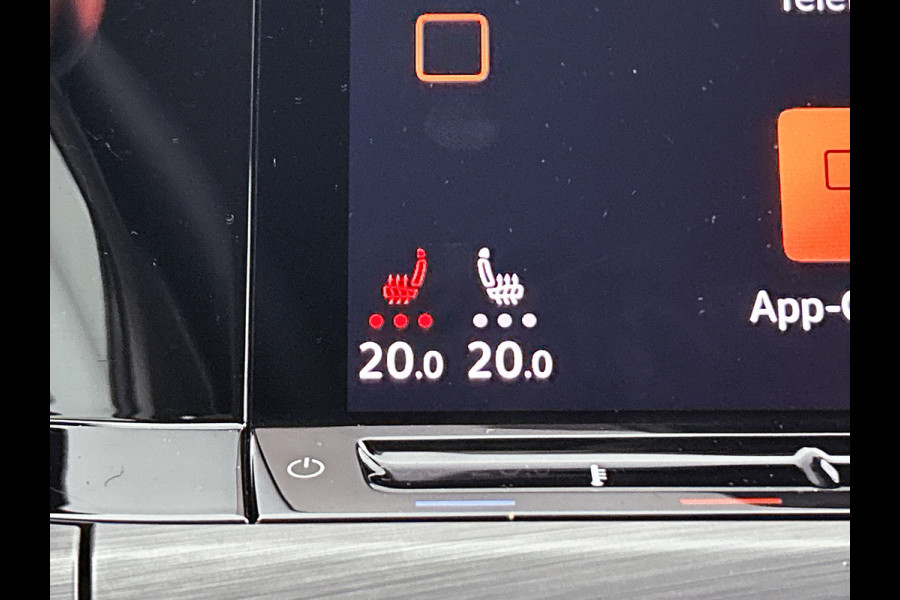 Volkswagen Golf 1.5 eTSI R-Line Business+(Goed OnderH, Stoelmassage, StoelV, Camera, Carplay, Navi, Addapt Cruise, Etc)
