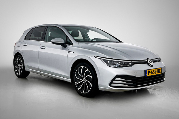 Volkswagen Golf 1.5 eTSI R-Line Business+(Goed OnderH, Stoelmassage, StoelV, Camera, Carplay, Navi, Addapt Cruise, Etc)