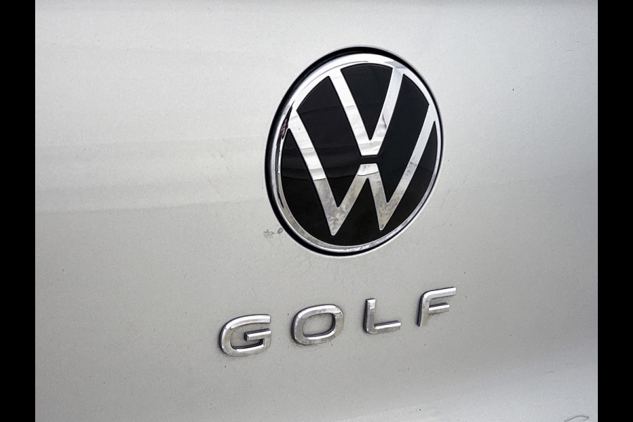 Volkswagen Golf 1.5 eTSI R-Line Business+(Goed OnderH, Stoelmassage, StoelV, Camera, Carplay, Navi, Addapt Cruise, Etc)
