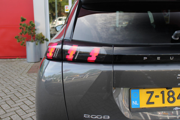 Peugeot 2008 1.2 130PK GT | NAVIGATIE 10" TOUCHSCREEN | APPLE CARPLAY/ANDROID AUTO | ADAPTIVE CRUISE CONTROL | FULL LED KOPLAMPEN | ACHTERUITRIJ CAMERA | 3-D COCKPIT | KEYLESS ENTRY/START | STOEL VERWARMING | DODEHOEK BEWAKING | ALL SEASON BANDEN |
