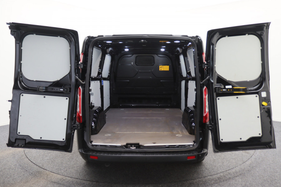 Ford Transit Custom 320 2.0 TDCI L2H1 Limited Leer, 3-Zits, Camera, Cruise, Apple Carplay, Verwarmde Voorruit, DAB, PDC
