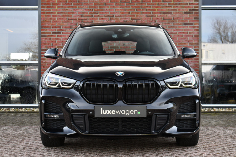 BMW X1 xDrive25e M-Sport Pano El-zetels Camera Carplay El-klep Shadowline