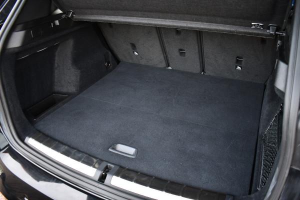 BMW X1 xDrive25e M-Sport Pano El-zetels Camera Carplay El-klep Shadowline