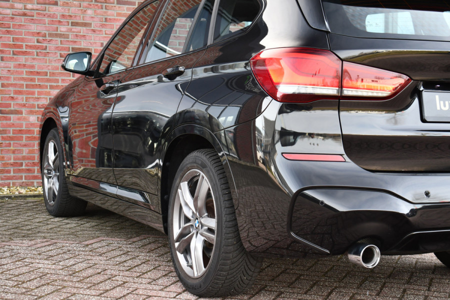 BMW X1 xDrive25e M-Sport Pano El-zetels Camera Carplay El-klep Shadowline