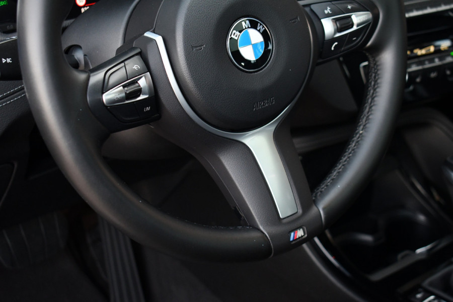 BMW X1 xDrive25e M-Sport Pano El-zetels Camera Carplay El-klep Shadowline