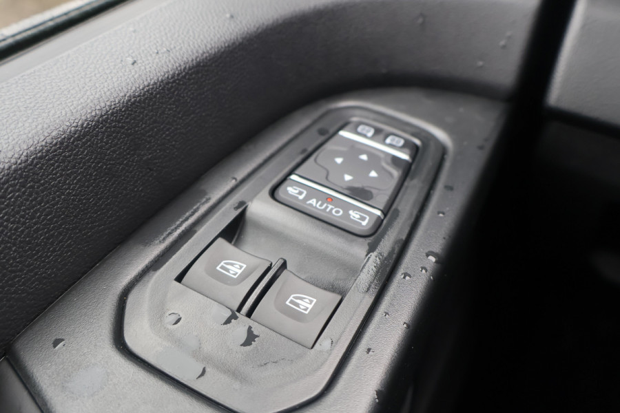 Renault Trafic 2.0 dCi 170pk L2 H1 DC Luxe Automaat