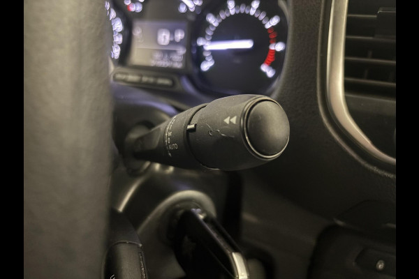 Peugeot Expert 2.0 BlueHDI 180PK Automaat Dubbele Cabine Navigatie Airco Camera Cruise control Parkeersensoren Trekhaak