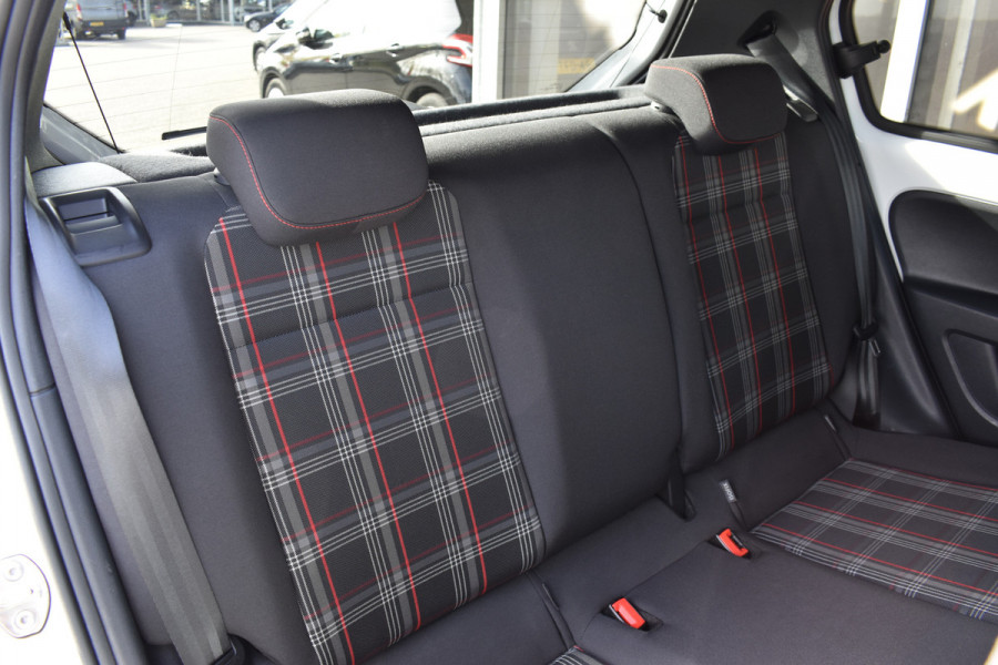 Volkswagen up! 1.0 TSI GTI / Clima / Cruise / Stoelverwarming / 17"LM / PDC / DAB